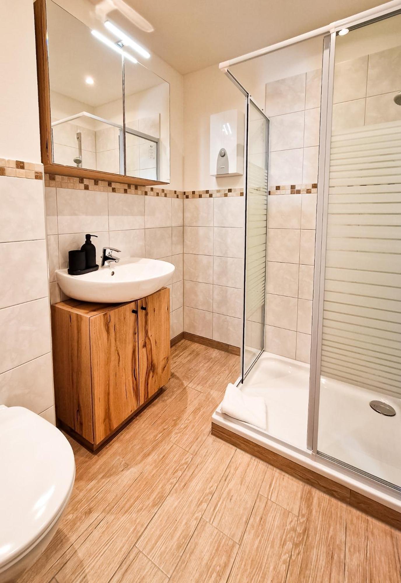 Studio Am Duernbach - Modern, Ruhig & Zentral Am Schliersee Mit Parkplatz 外观 照片